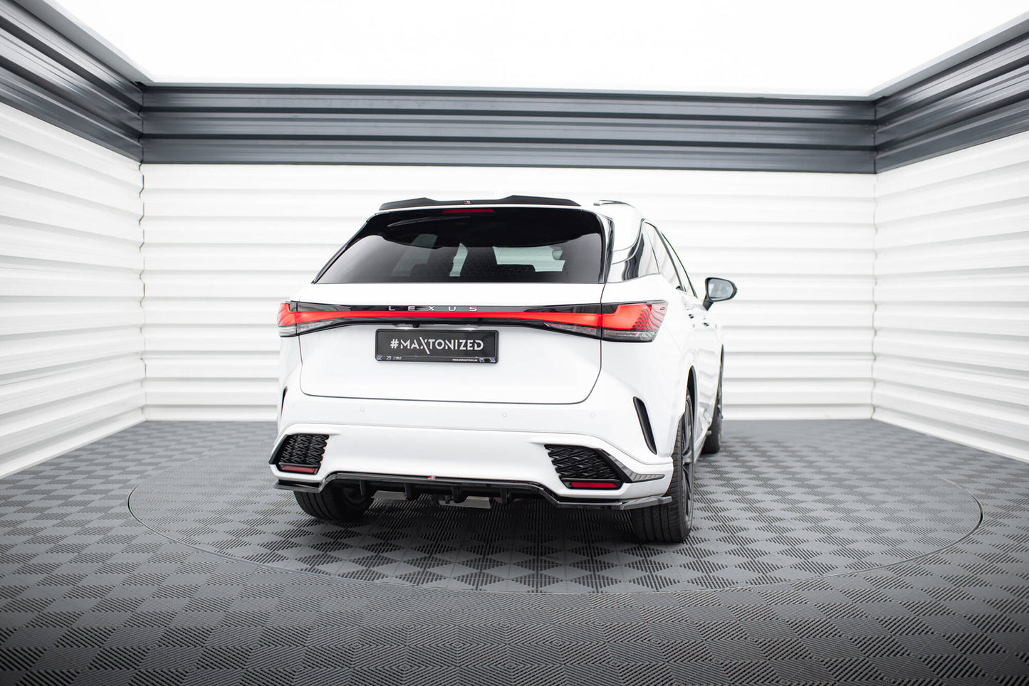 Bagerste splitter (med vertikale bars) Lexus RX F-Sport Mk5