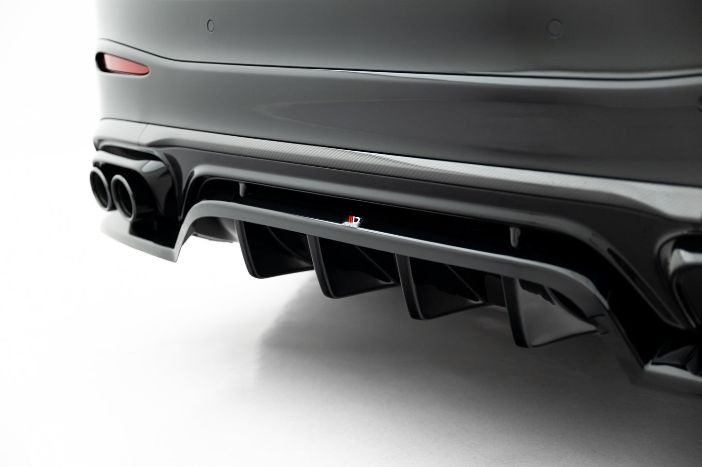 Bagerste splitter (med vertikale bars) Mercedes-AMG GLC 43 X254