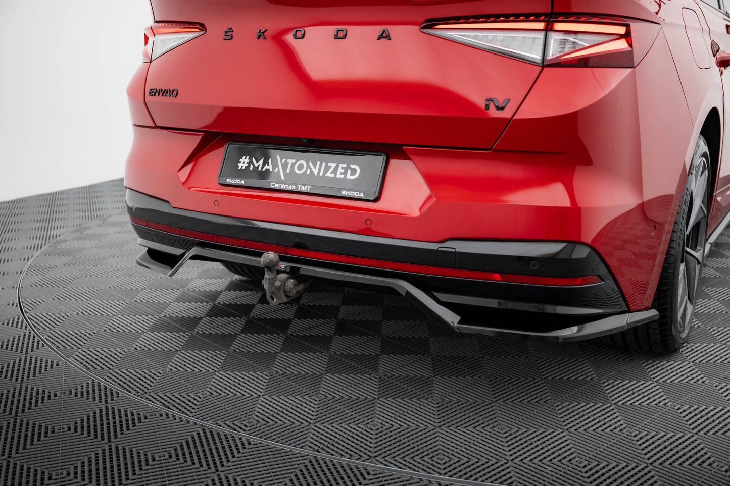 Bagerste splitter (med vertikale bars) Skoda Enyaq Coupe iV RS