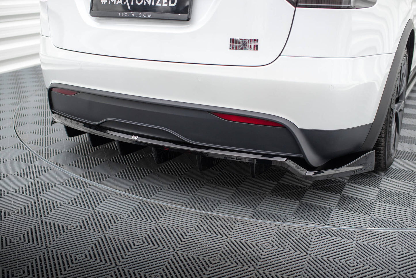 Bagerste splitter (med vertikale bars) Tesla Model X Mk1 Facelift