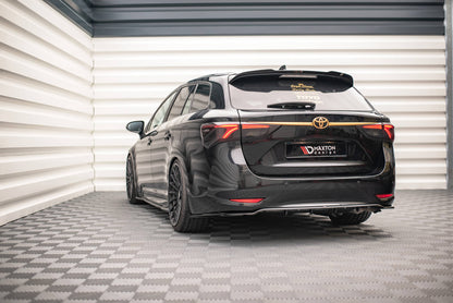 Bagerste splitter (med vertikale bars) Toyota Avensis Wagon Mk3 Facelift