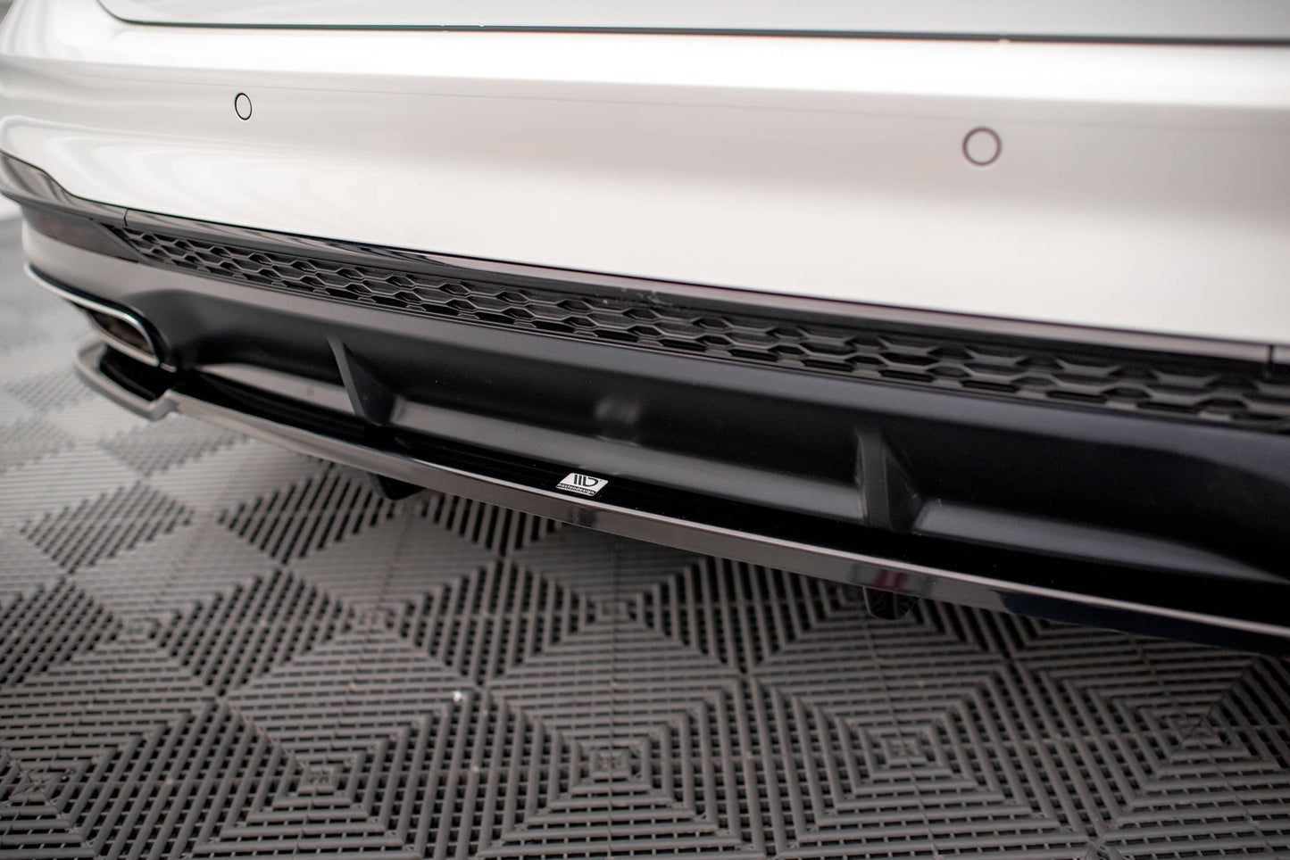 Bagerste splitter (med vertikale bars) V.1 Audi A4 S-Line B9 Facelift