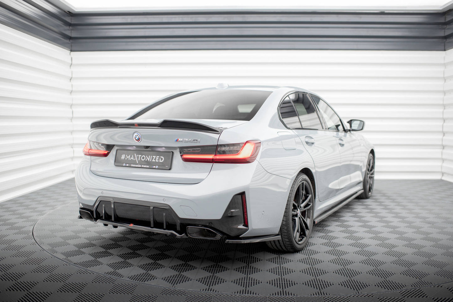 Bagerste splitter (med vertikale bars) V.1 BMW M340i G20 / G21 Facelift