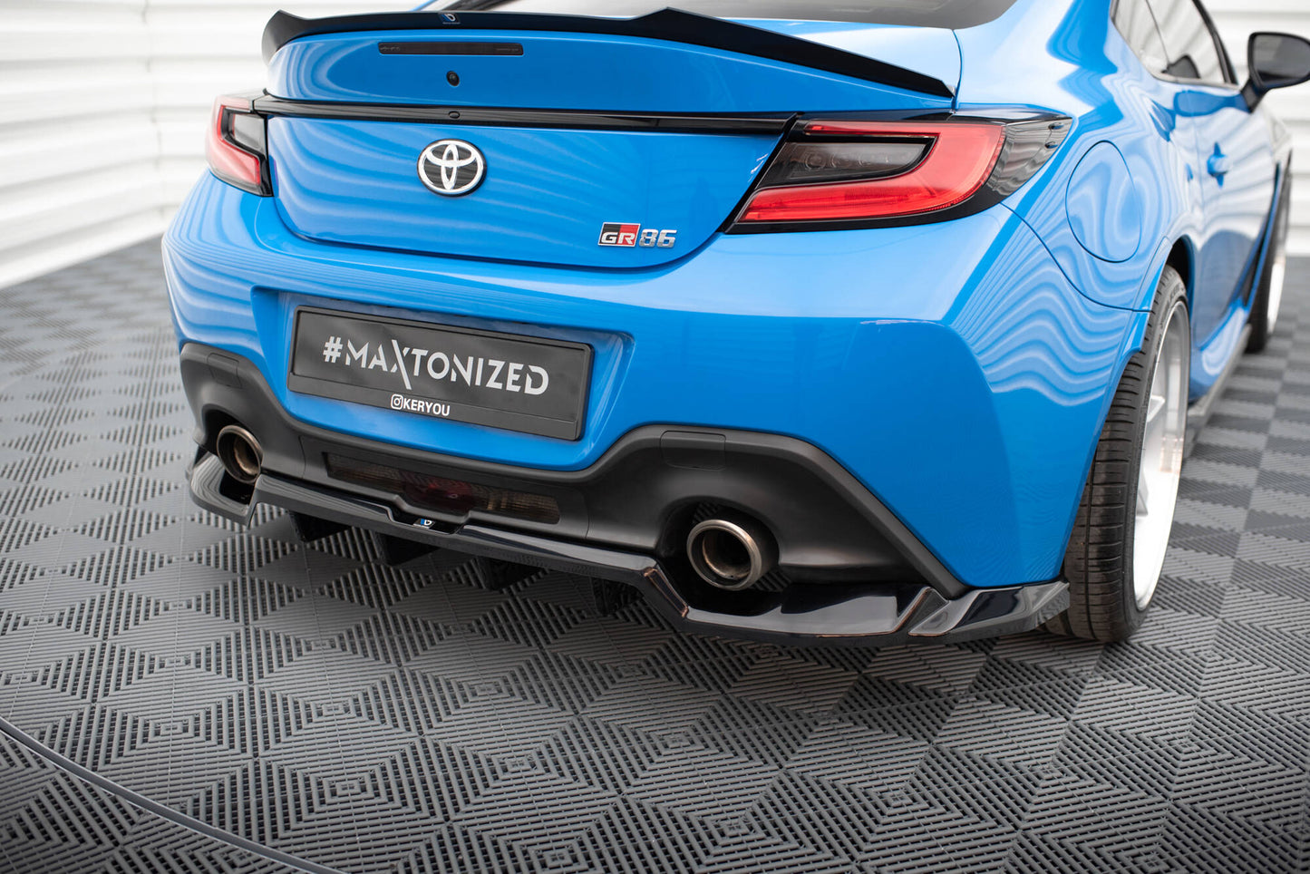 Bagerste splitter (med vertikale bars) V.1 Toyota GR86 Mk1