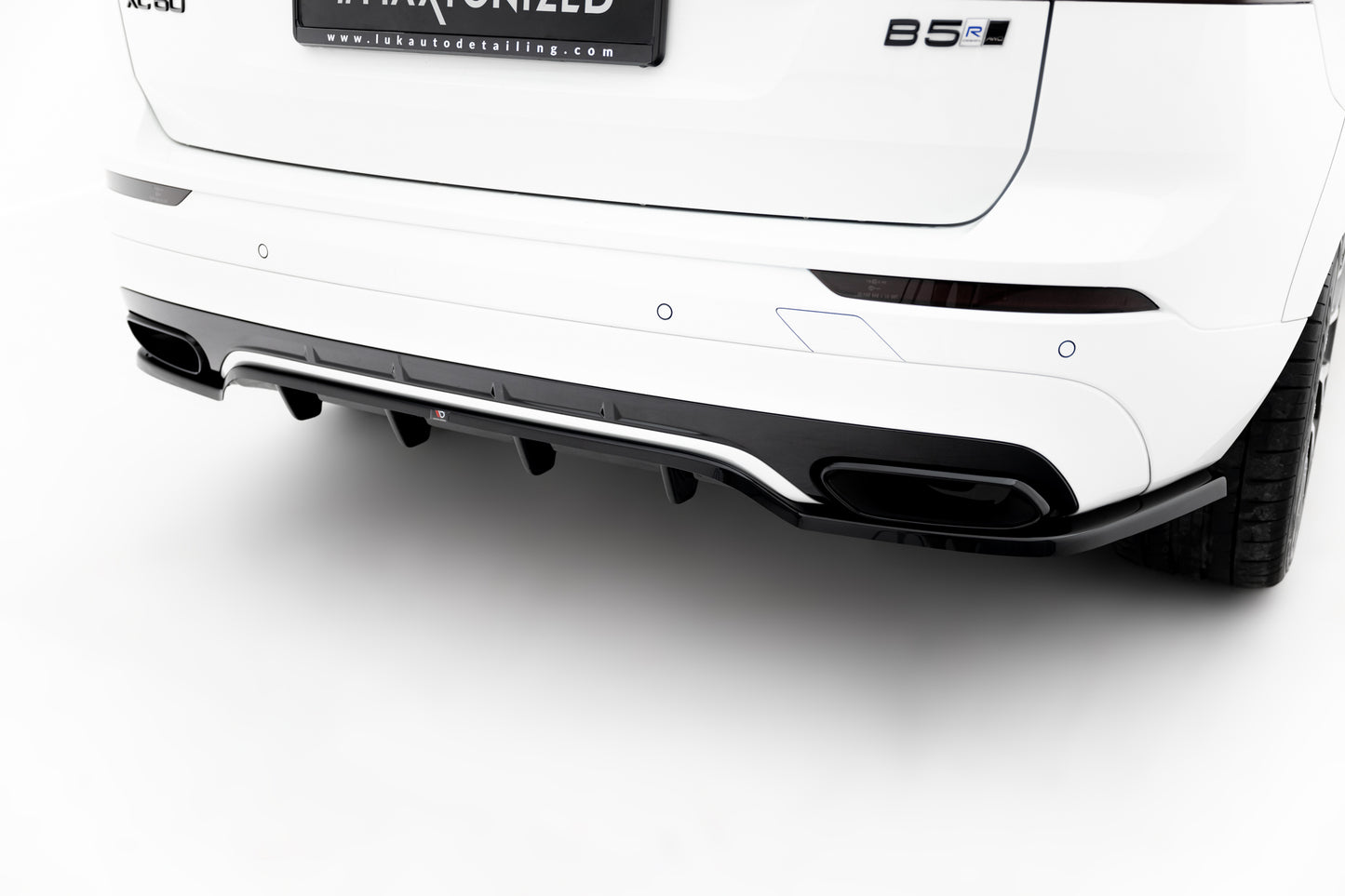 Bagerste splitter (med vertikale bars) Volvo XC60 Mk2 R-Design