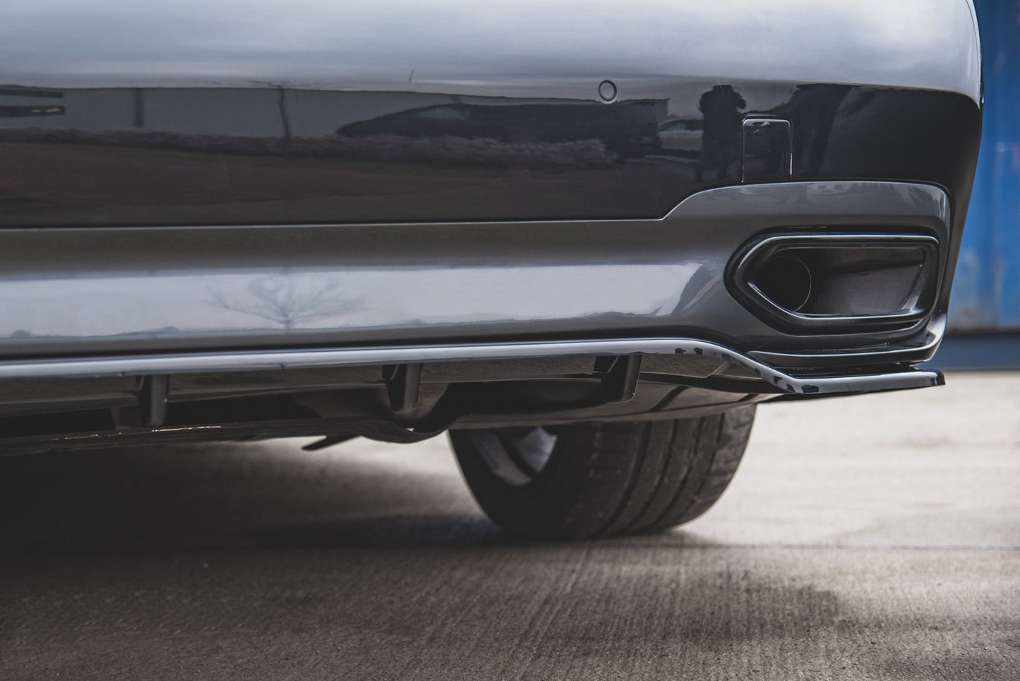 Bagerste splitter (med vertikale bars) til BMW 7 M-Pack G11 /G12