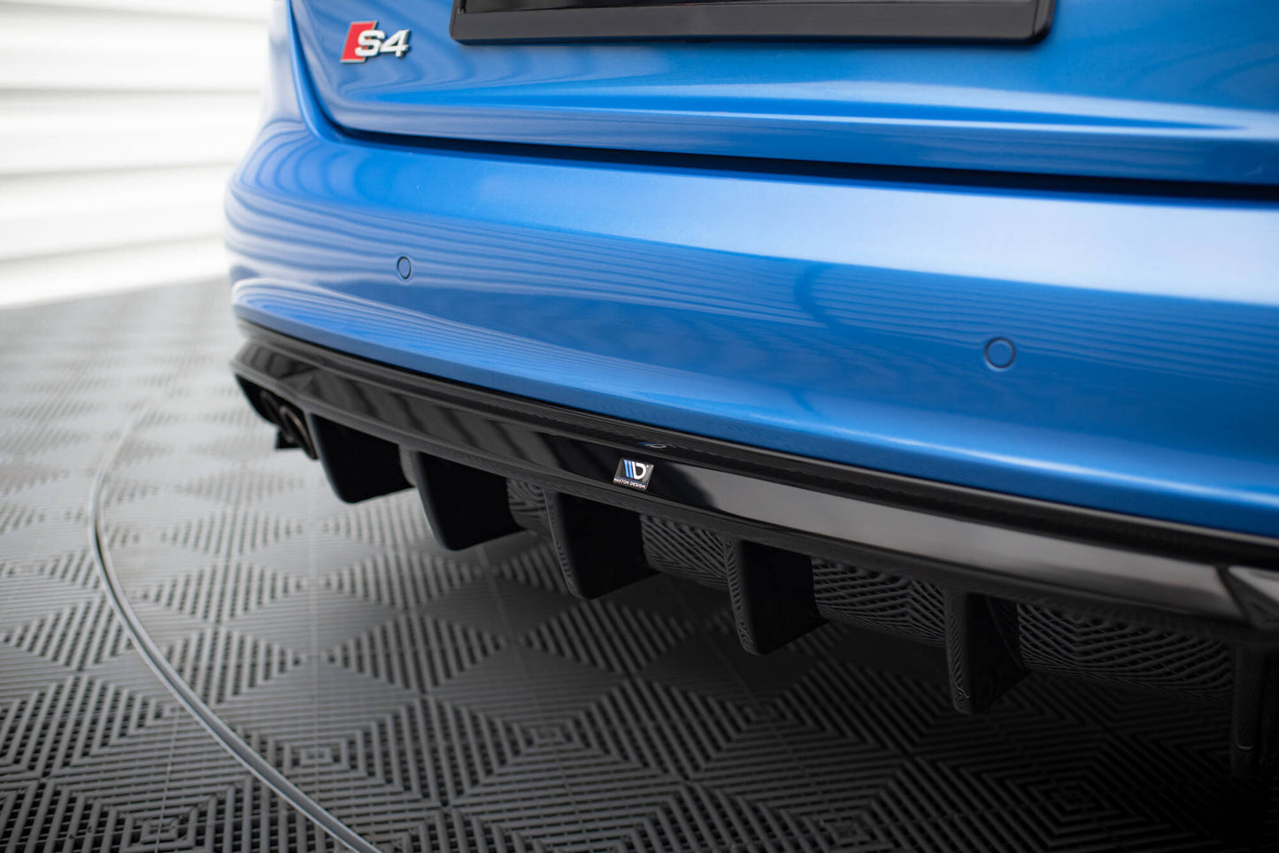 Bagerste diffuser Audi A4 S-Line Sedan / Avant B8 (Version med dual exhaust tips on one side)
