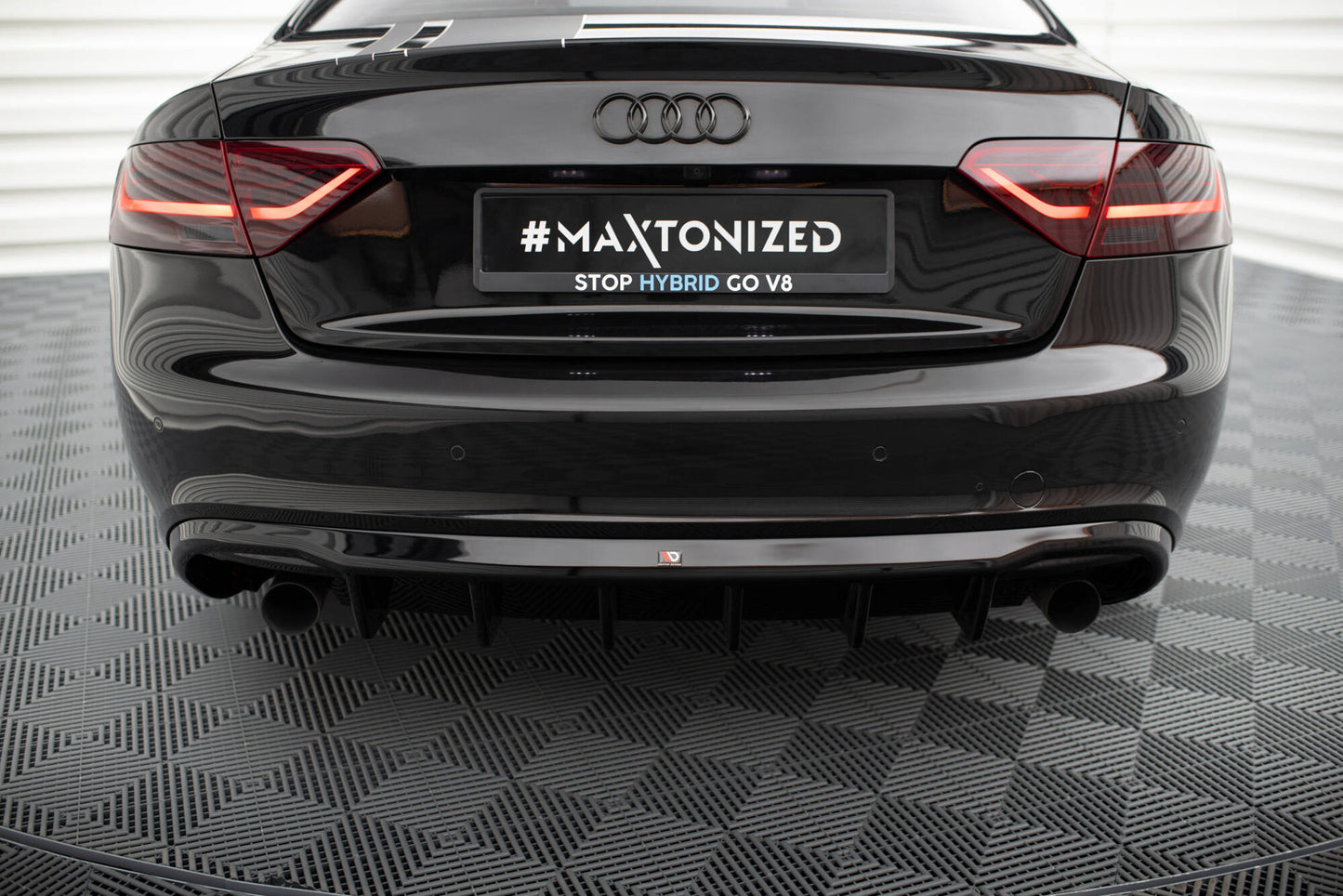 Bagerste diffuser Audi A5 Coupe / Cabrio S-Line 8T (Version med single exhausts on both sides)