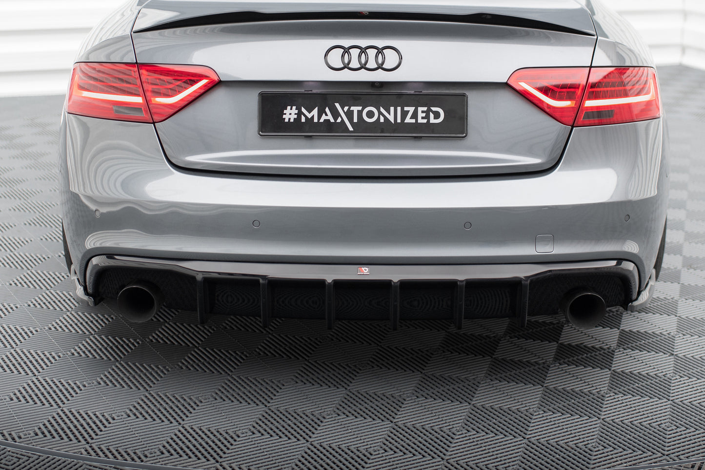 Bagerste diffuser Audi A5 S-Line Coupe / Sportback 8T Facelift (Version med single exhausts on both sides)
