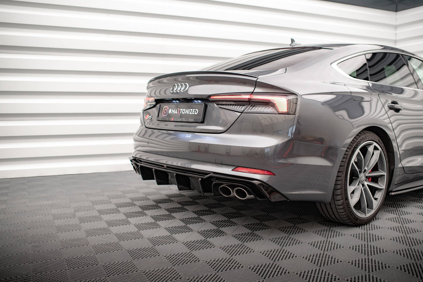 Bagerste diffuser Audi S5 F5 Coupe / Sportback
