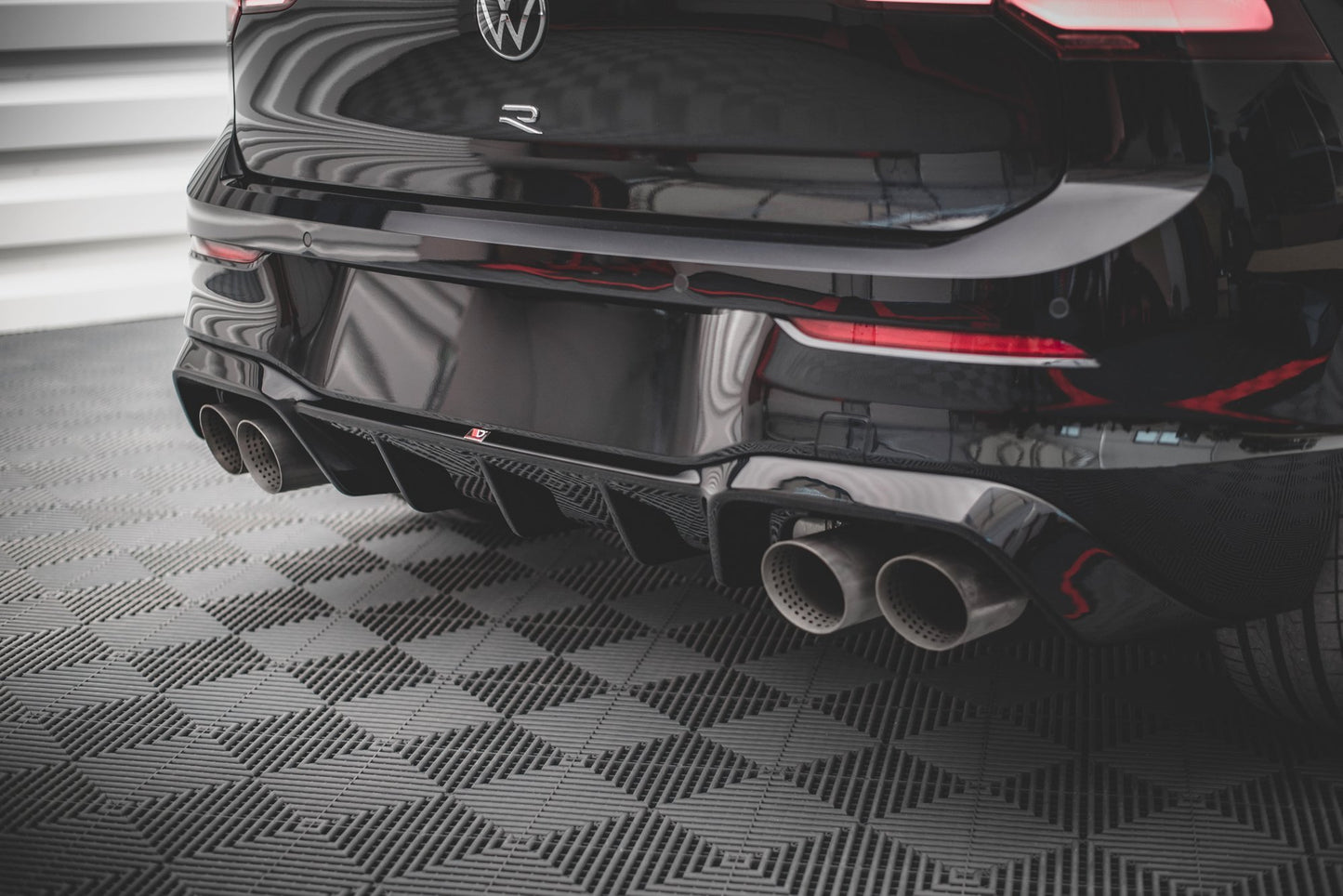 Bagerste diffuser V.1 Volkswagen Golf R Mk8