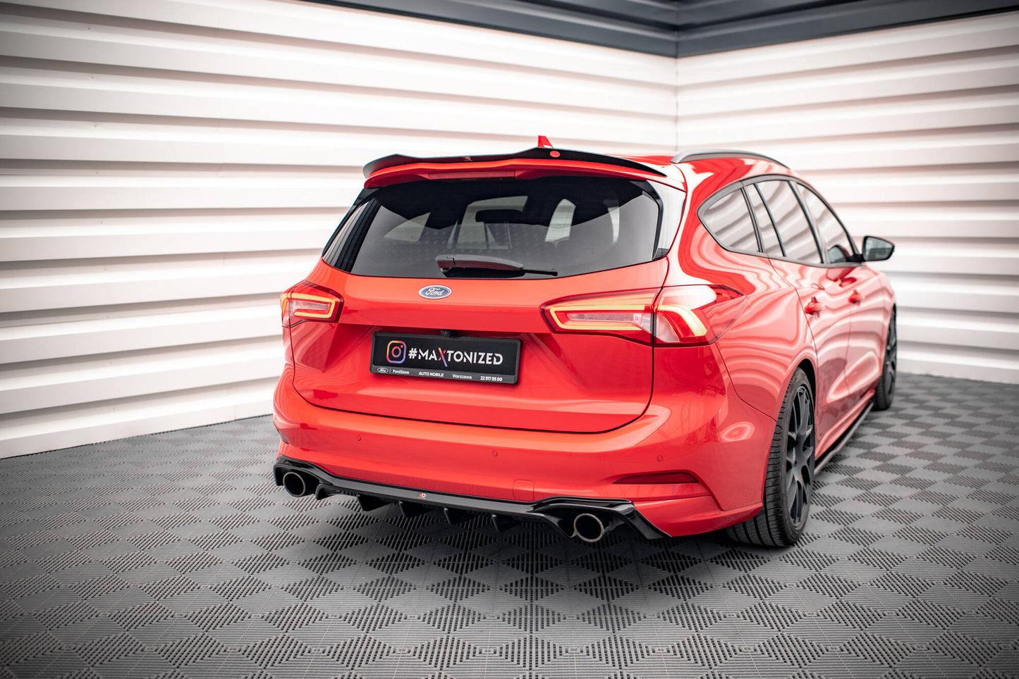 Bagerste diffuser V.2 Ford Focus Estate ST Mk4