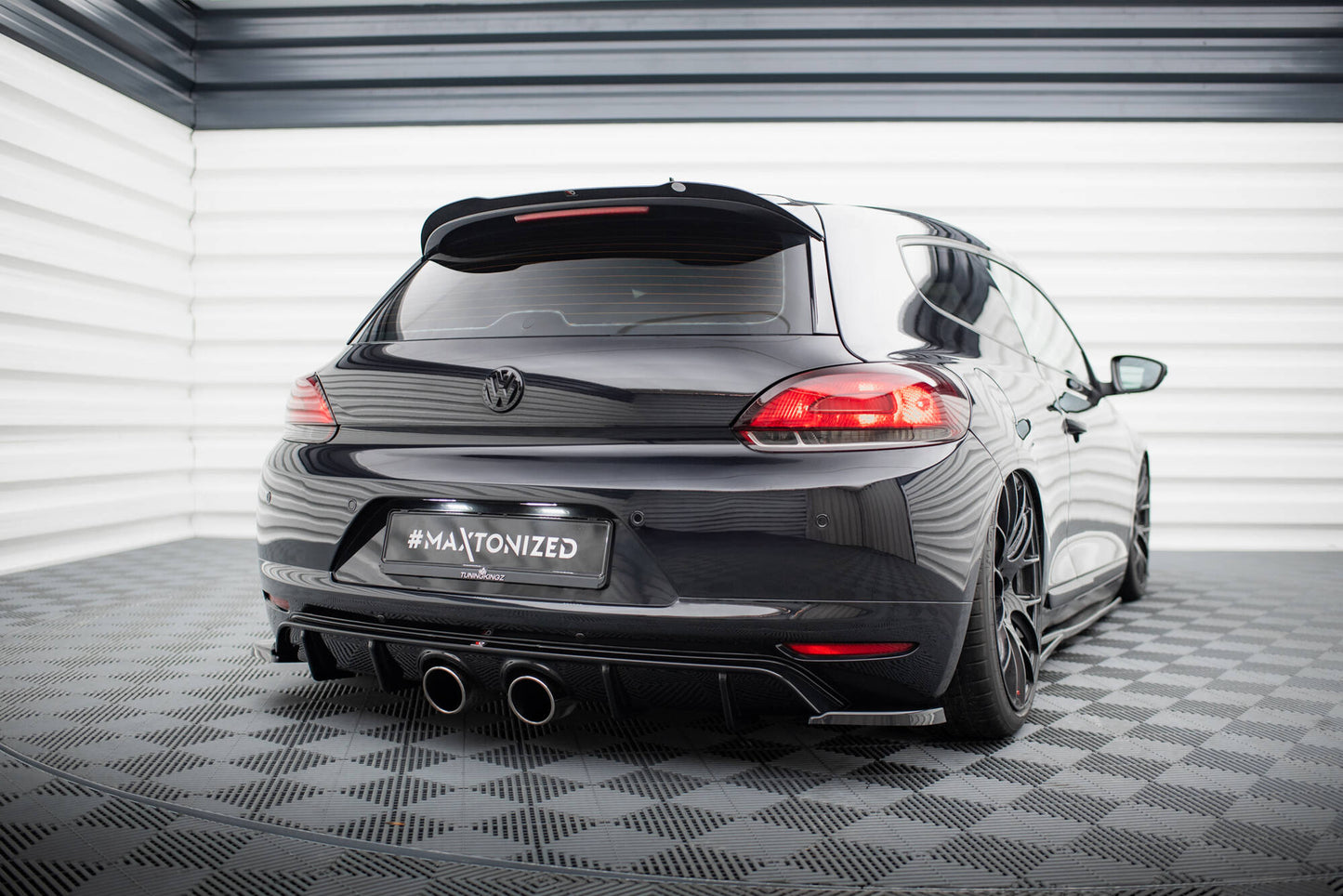 Bagerste diffuser V.2 Volkswagen Scirocco Mk3 (R32 Exhaust)