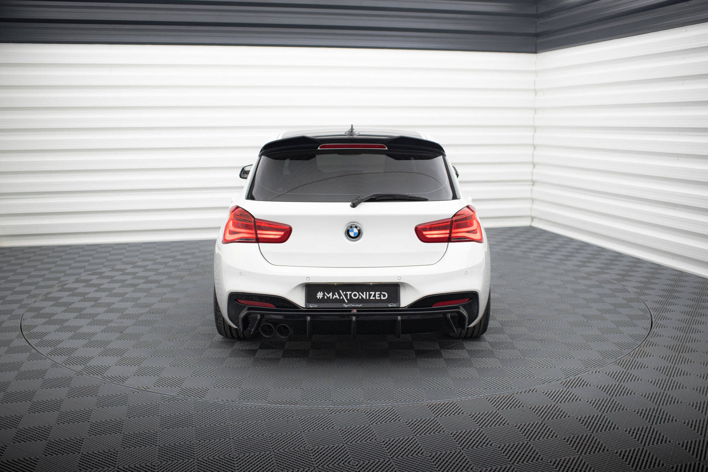 Bagerste diffuser V.3 BMW 1 M-Pack F20 Facelift (Single side dual exhaust version)
