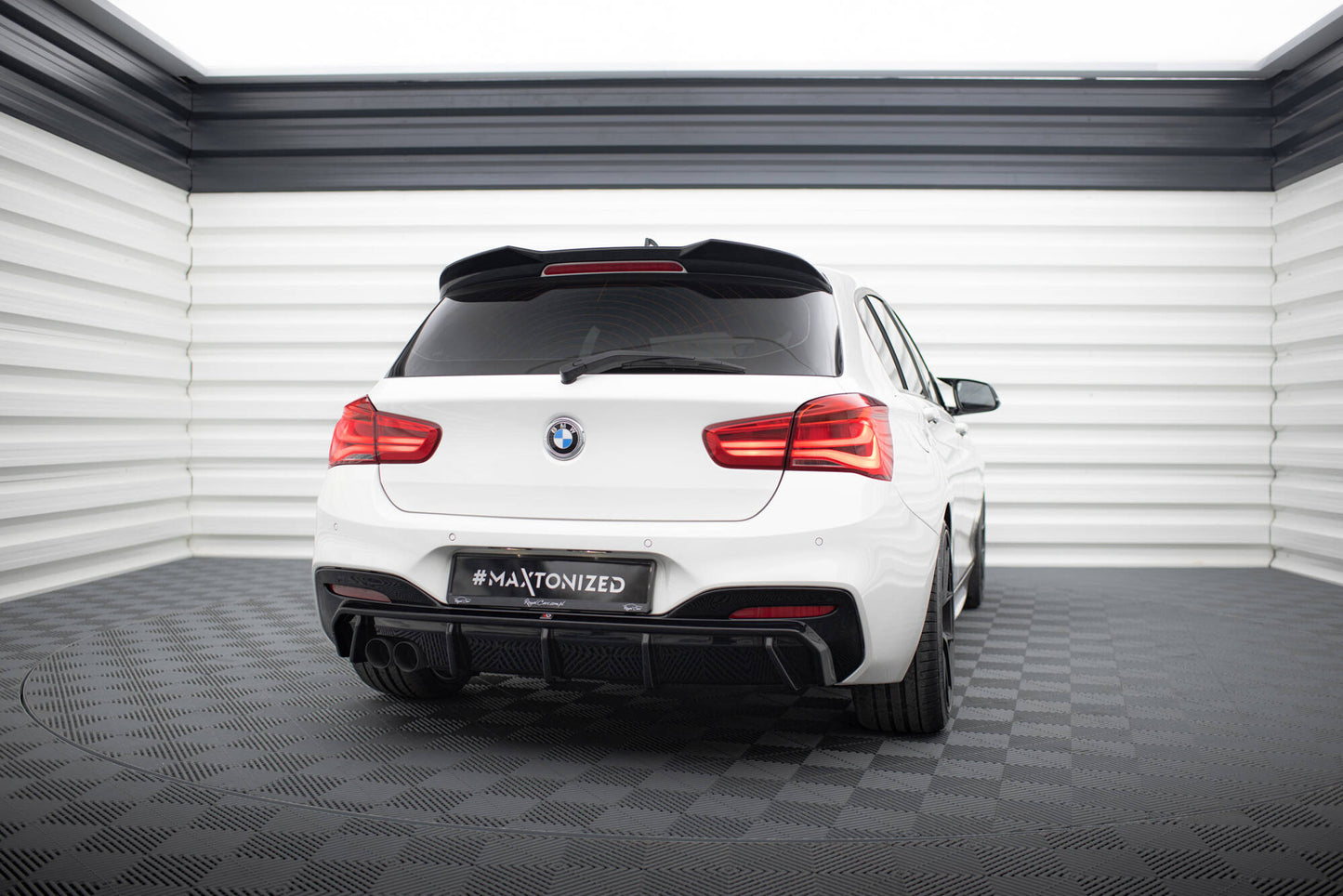 Bagerste diffuser V.3 BMW 1 M-Pack F20 Facelift (Single side dual exhaust version)
