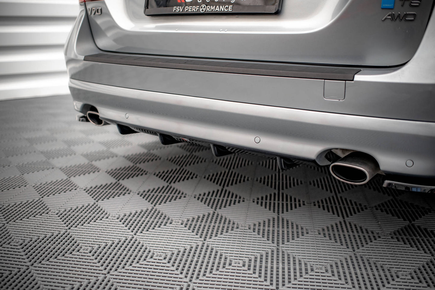 Bagerste diffuser Volvo V70 Mk3