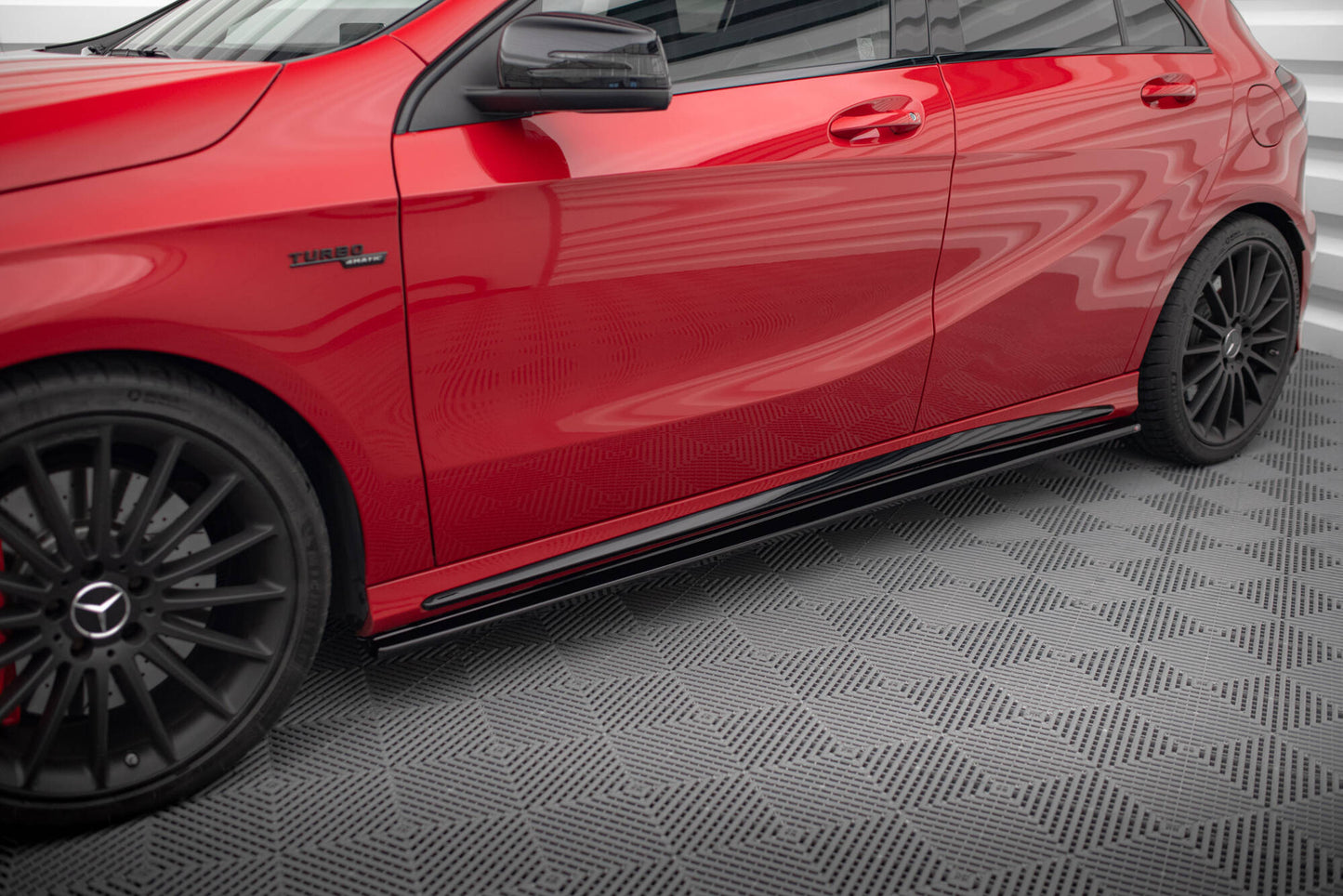 Sideskørter diffuser Mercedes A W176/ CLA 117 AMG/ CLA 117 AMG LINE Facelift