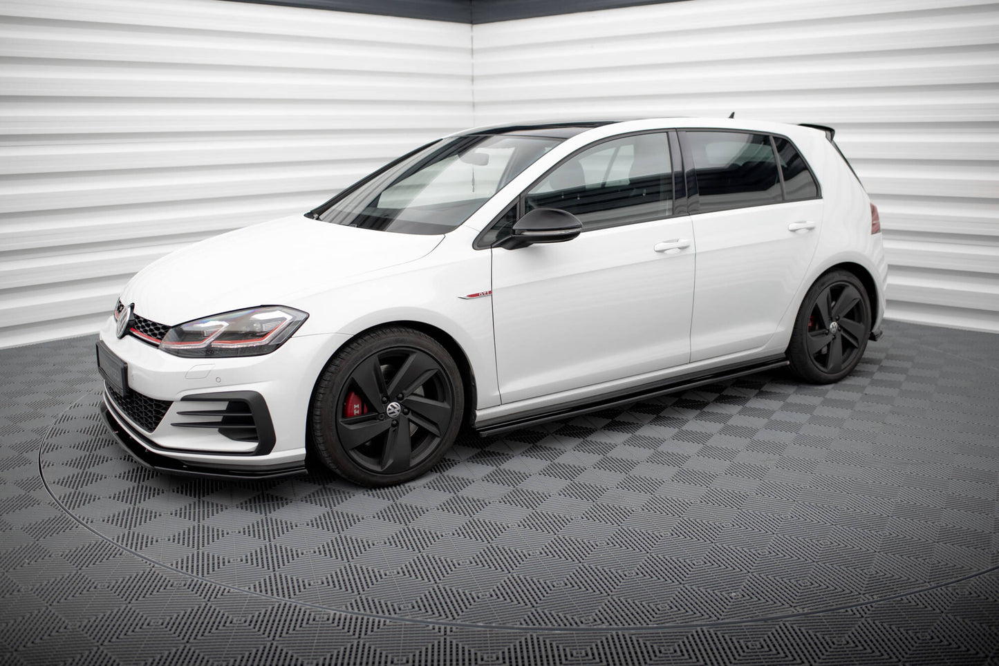 Sideskørter diffuser VW GOLF VII GTI PREFACE/FACELIFT (Bredt)