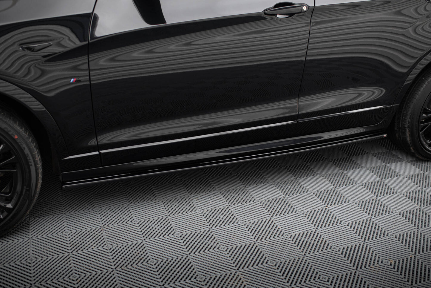 Sideskørter diffuser til BMW X4 M-PACK