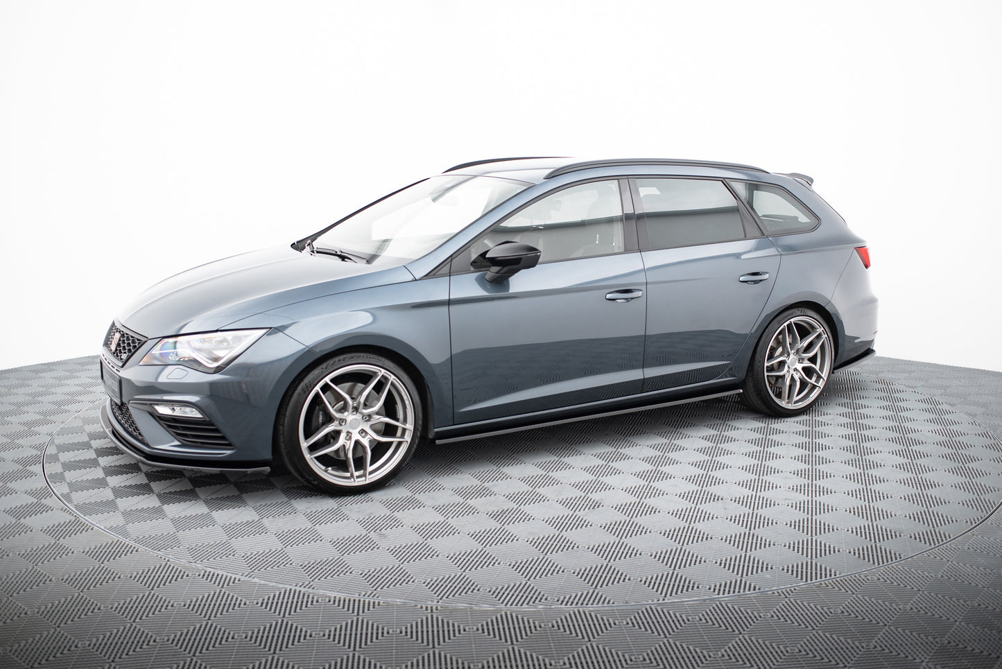 Sideskørter diffuser v.2 Seat Leon Mk3 Cupra/ FR Facelift