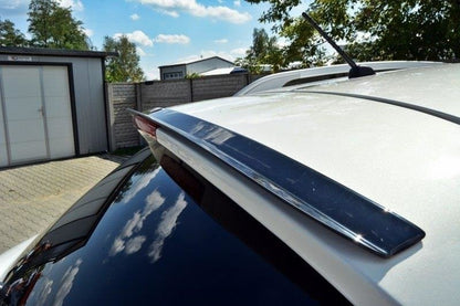 Spoiler cap INFINITI QX70