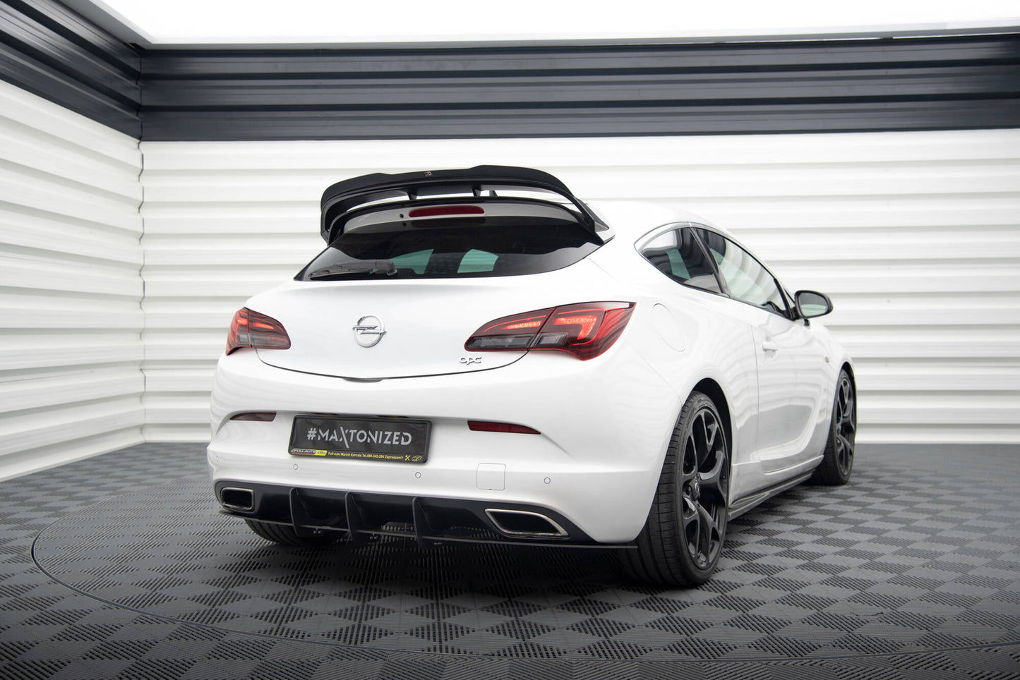 Spoiler cap OPEL ASTRA J OPC / VXR
