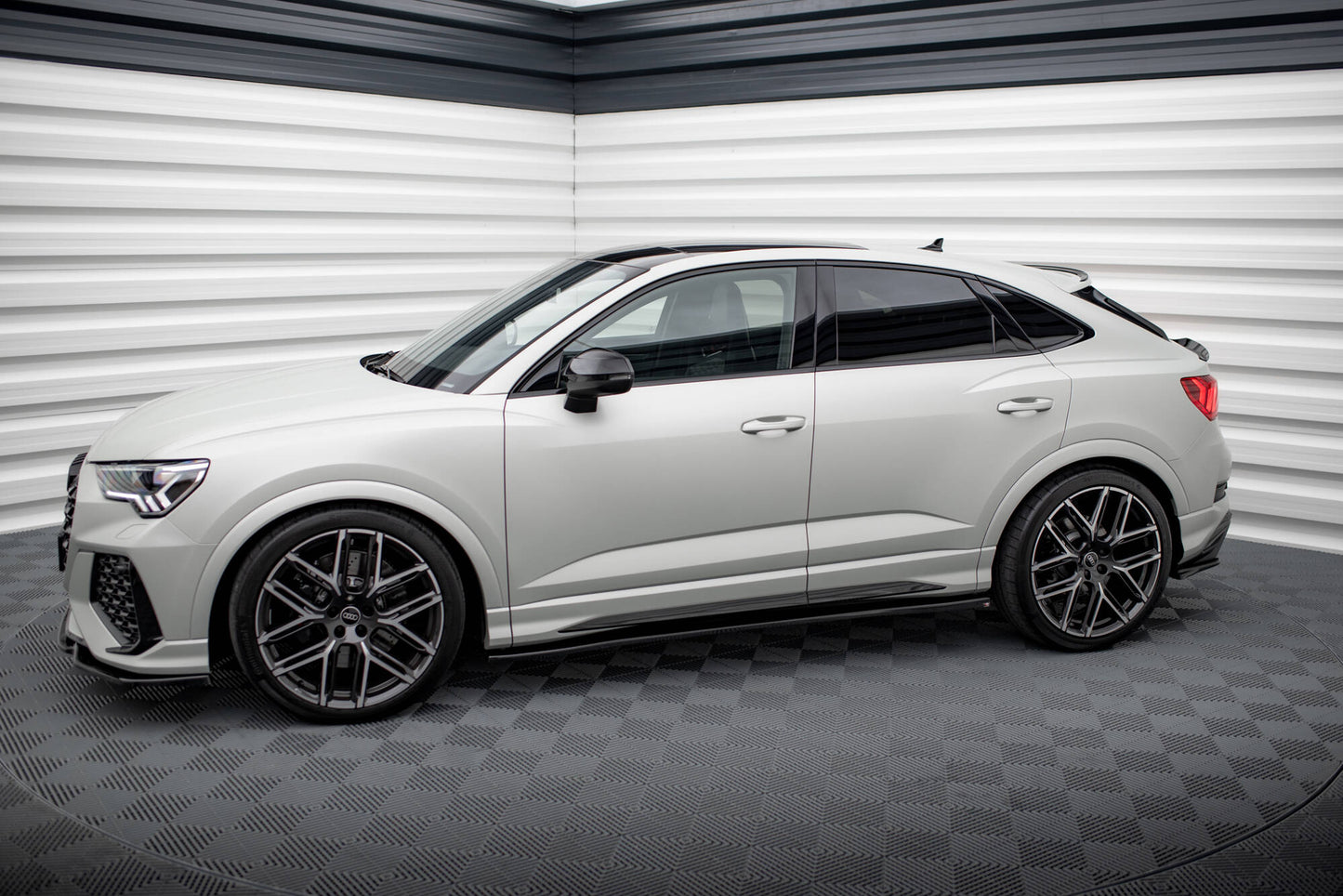 Splitter sæt Audi RSQ3 F3