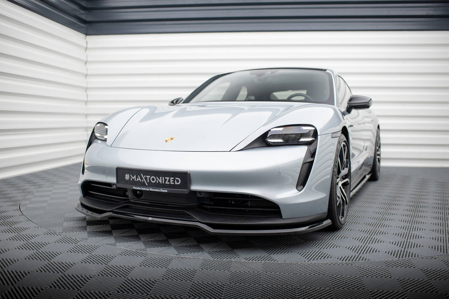Splitter sæt Porsche Taycan / Taycan 4 / Taycan 4S / Taycan GTS Mk1