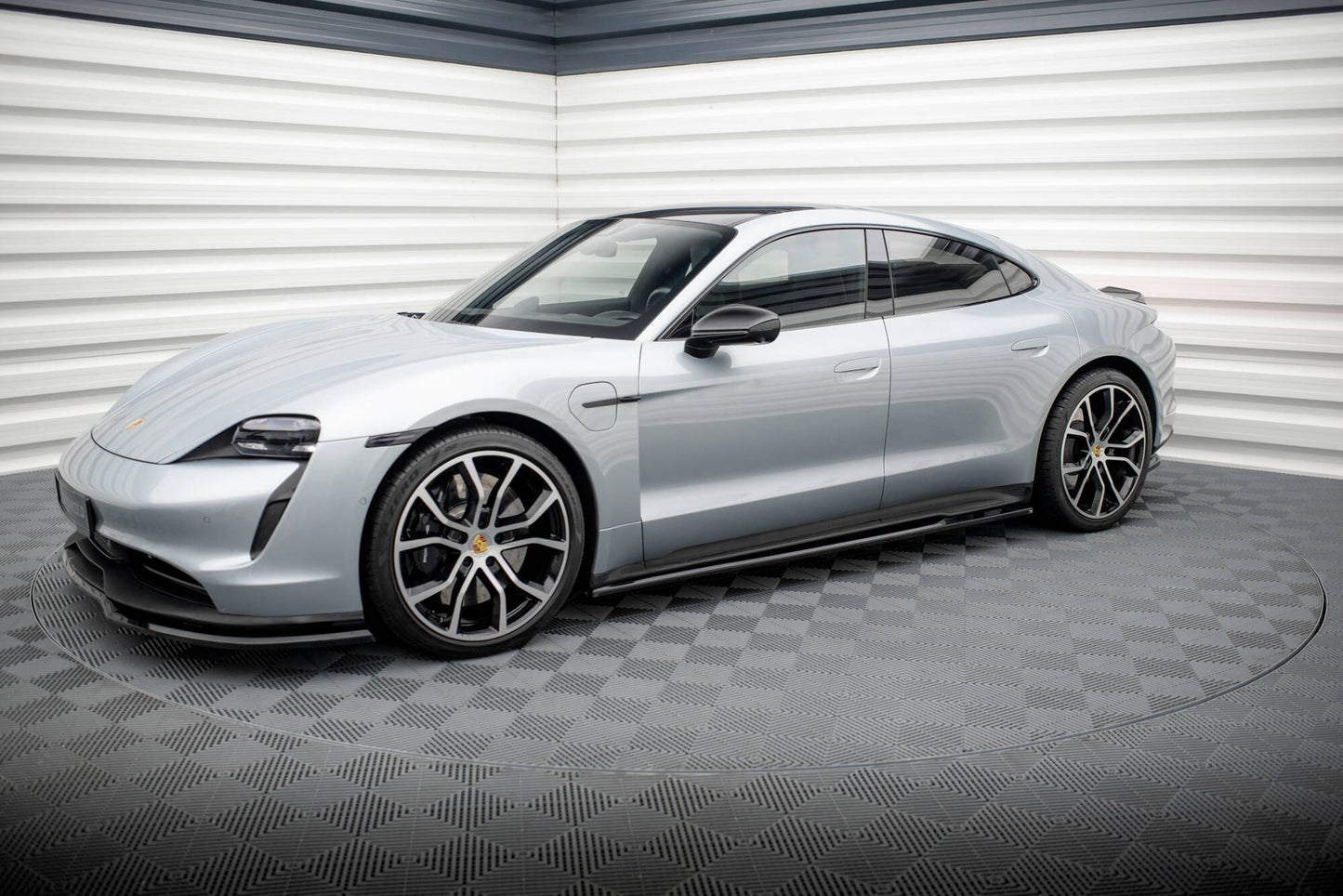 Splitter sæt Porsche Taycan / Taycan 4 / Taycan 4S / Taycan GTS Mk1