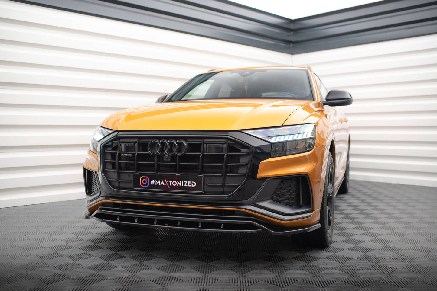 Splitter sæt V.1 Audi SQ8 Mk1