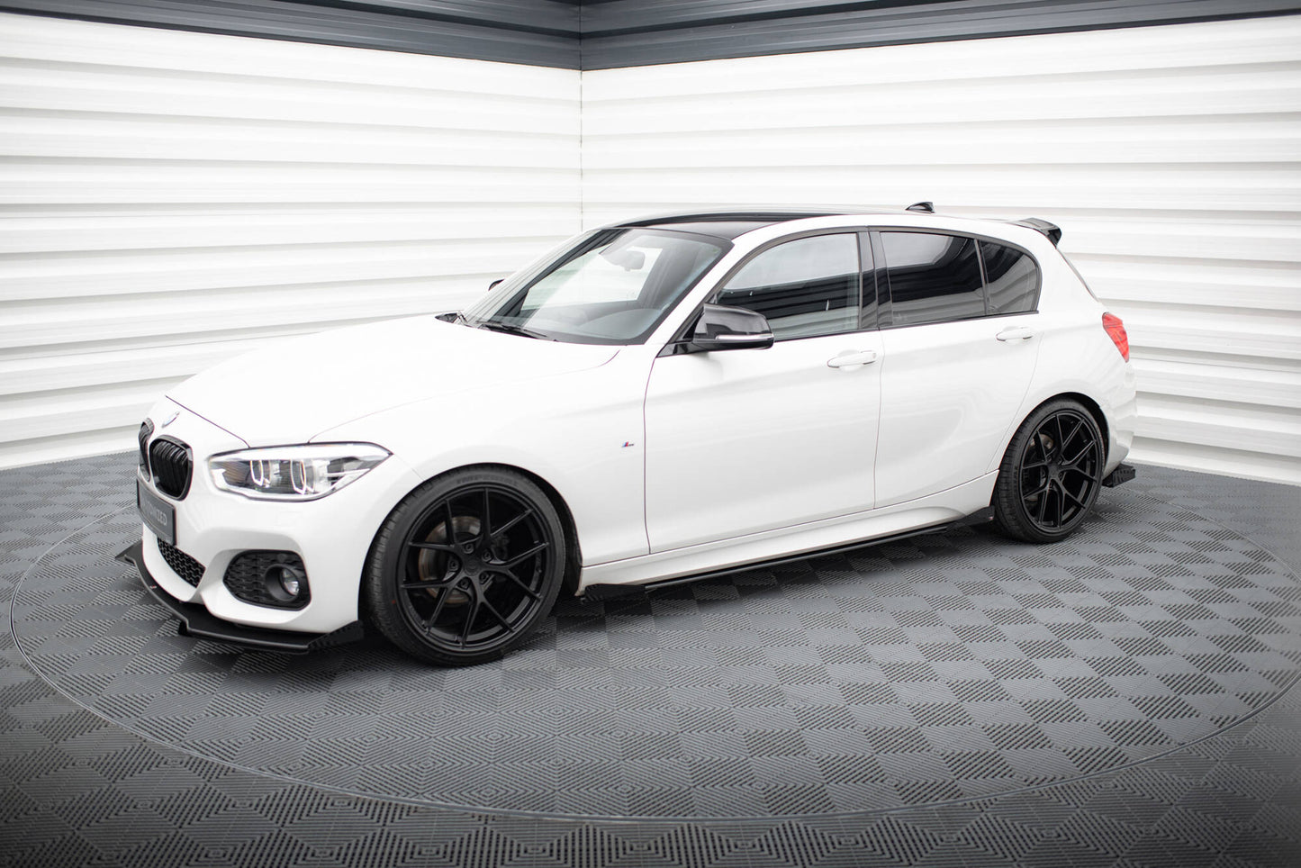 Side Flaps til BMW 1 F20 M135i / M140i / M-Pack