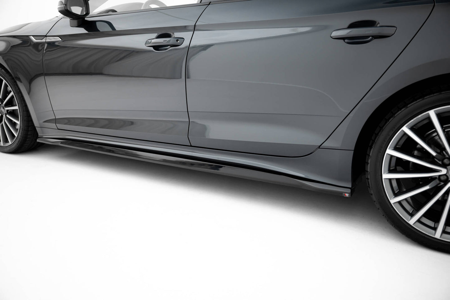 Sideskørter diffuser Audi A5 Sportback F5 Facelift