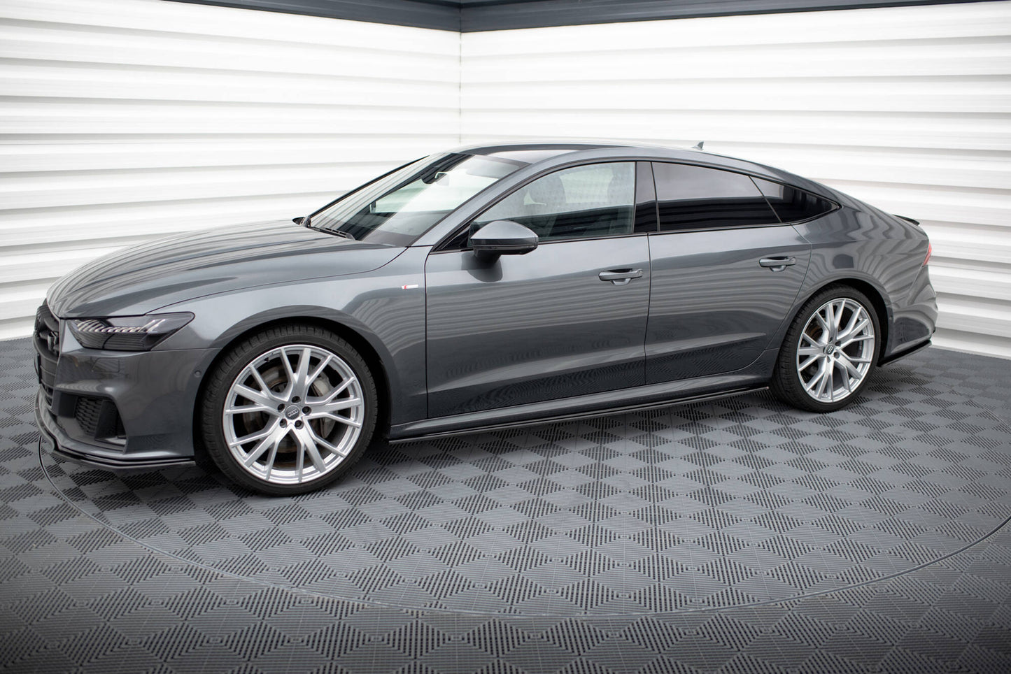 Sideskørter diffuser Audi A7 S-Line C8 / S7 C8 / C8 Facelift / S7 Facelift