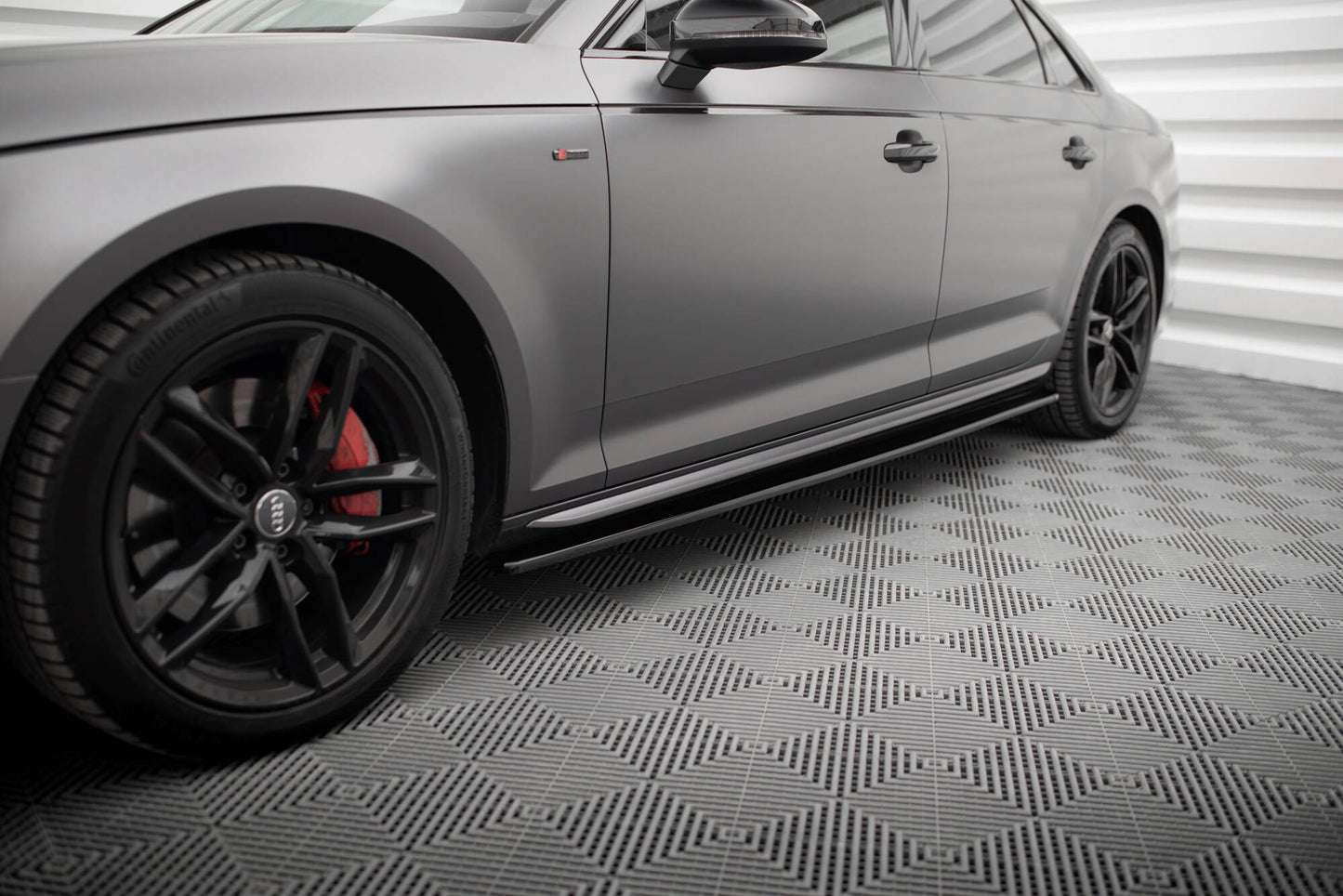 Sideskørter diffuser Audi S4 / A4 S-Line / A4 Competiton B9