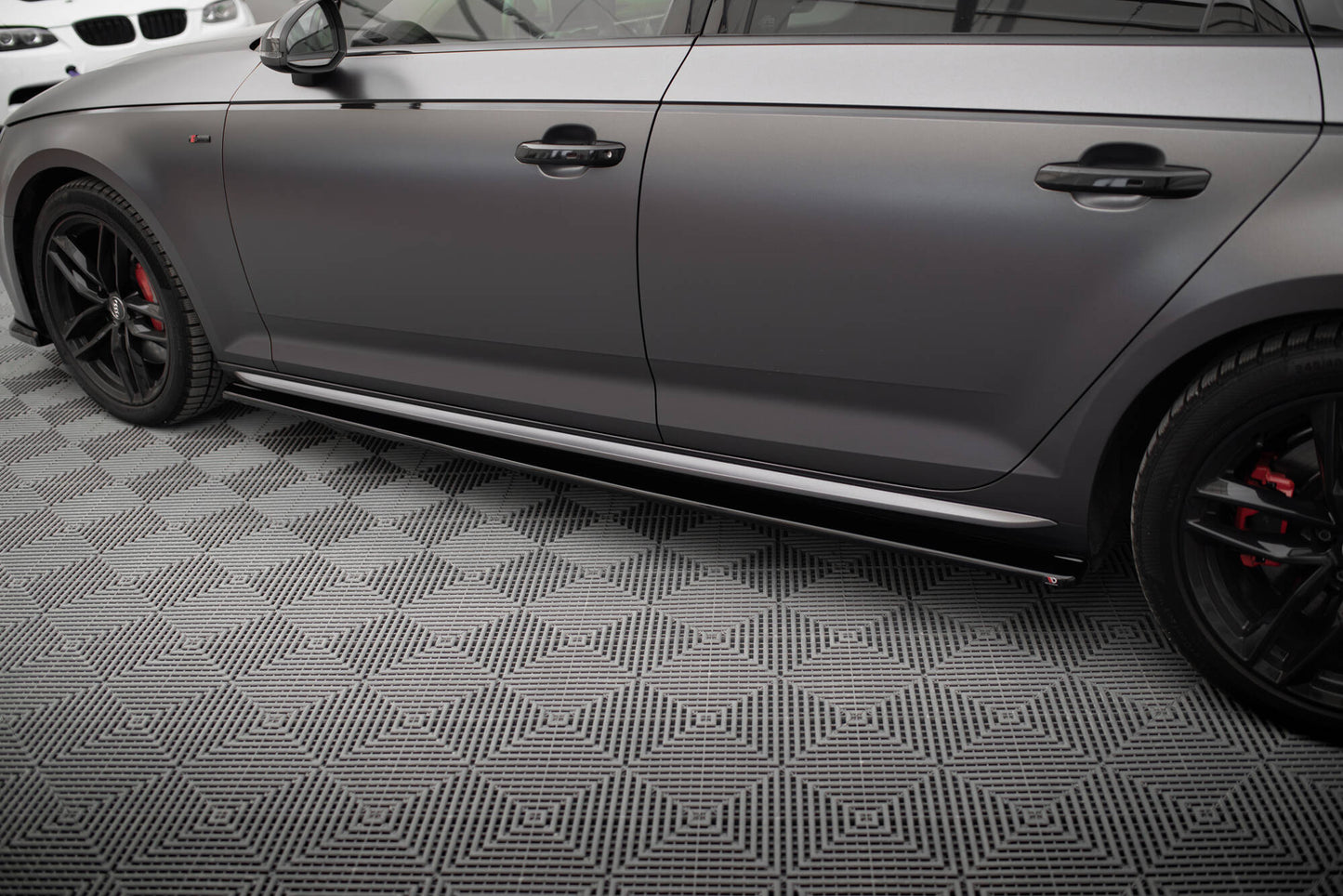 Sideskørter diffuser Audi S4 / A4 S-Line / A4 Competiton B9