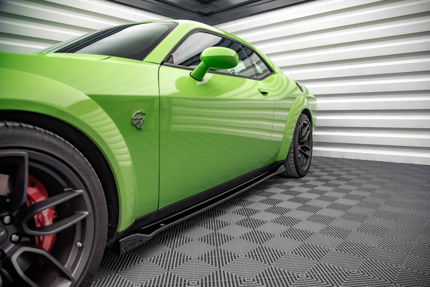 Sideskørter diffuser Dodge Challenger SRT Hellcat Bredtbody Mk3