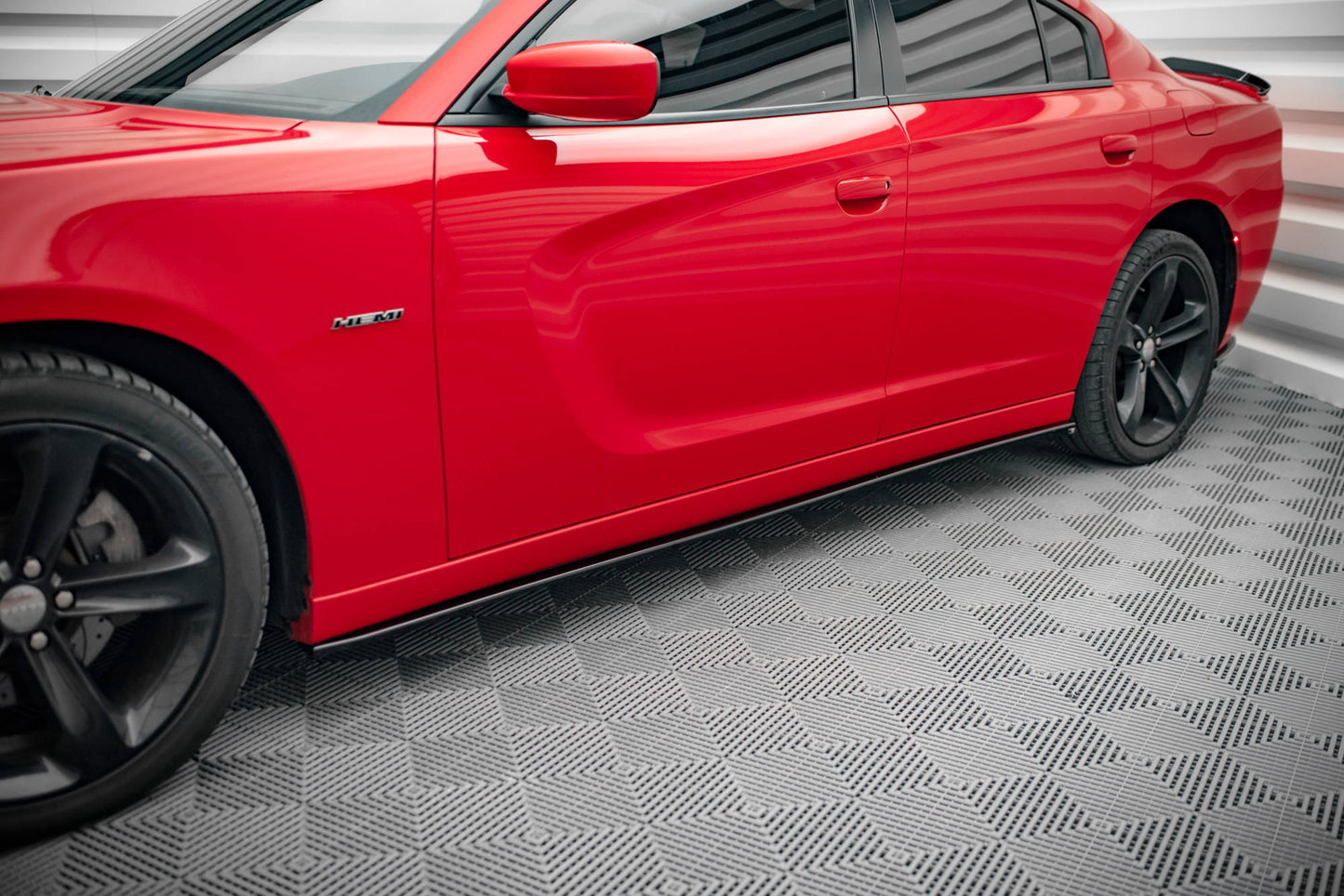 Sideskørter diffuser Dodge Charger RT Mk7 Facelift