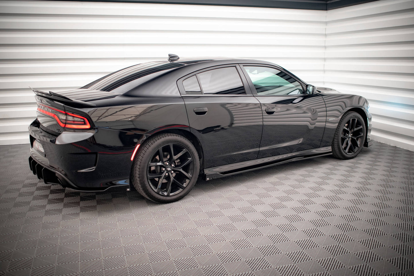 Sideskørter diffuser Dodge Charger SRT Mk7 Facelift