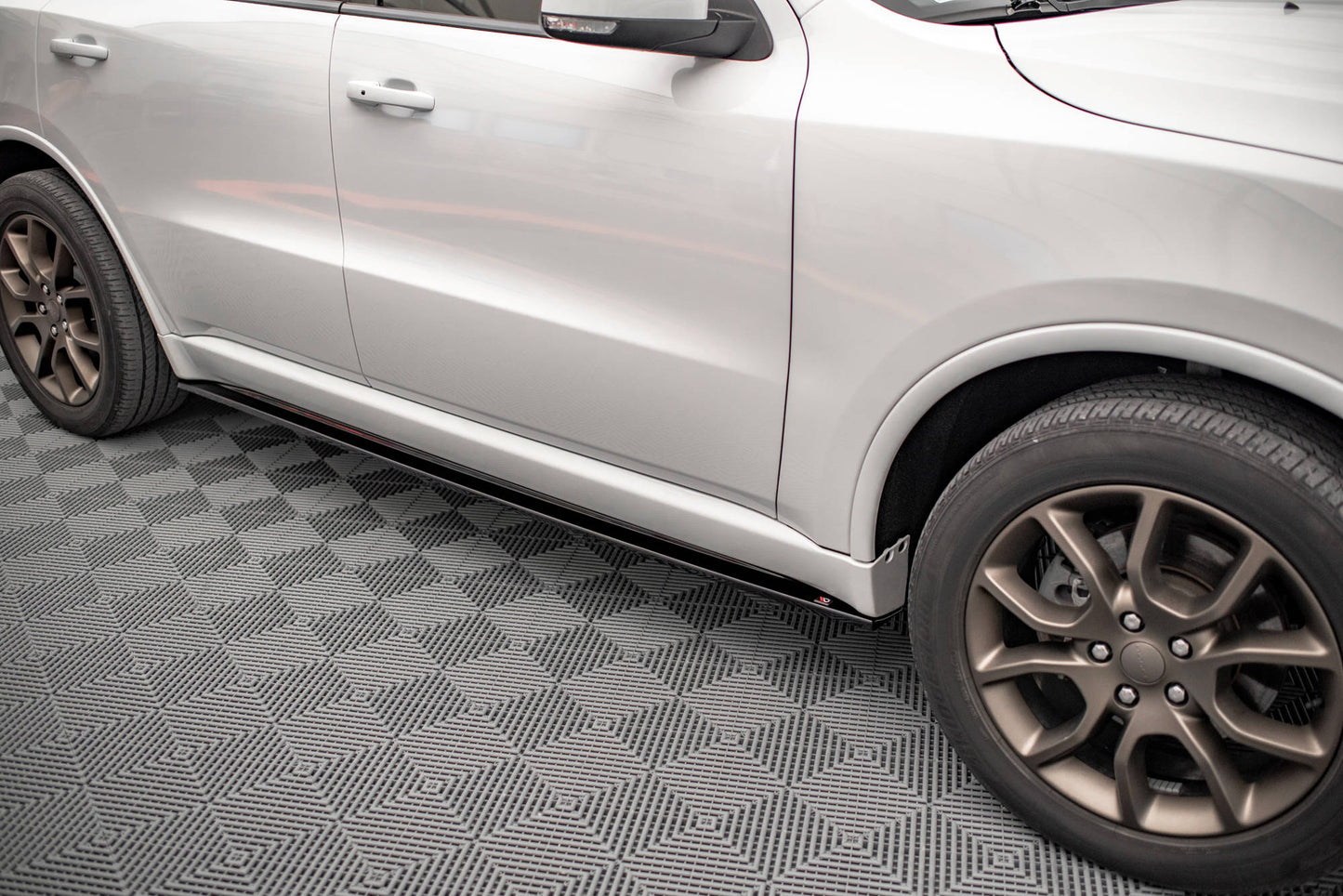 Sideskørter diffuser Dodge Durango RT Mk3