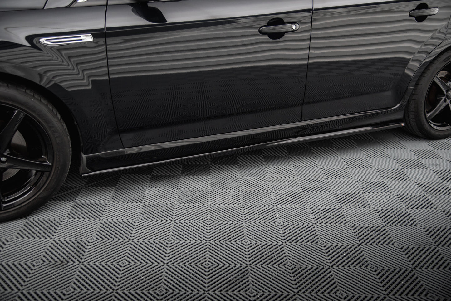 Sideskørter diffuser Ford Mondeo ST-Line Estate Mk4 Facelift