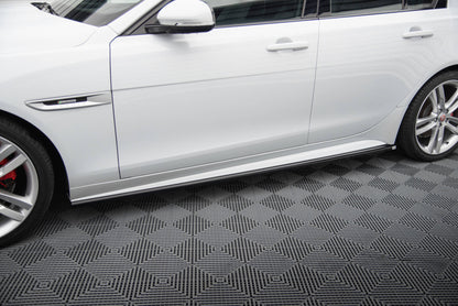 Sideskørter diffuser Jaguar XE R-Sport X760