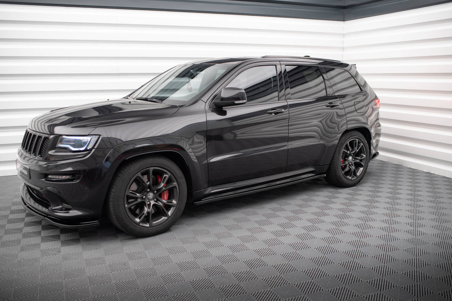Sideskørter diffuser Jeep Grand Cherokee SRT WK2 Facelift