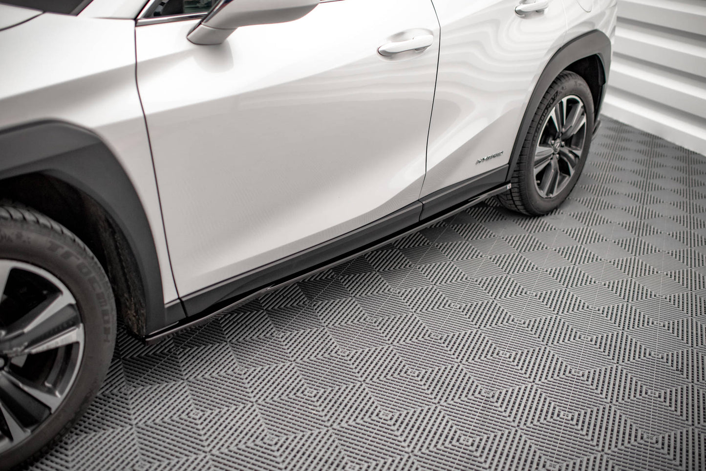 Sideskørter diffuser Lexus UX Mk1