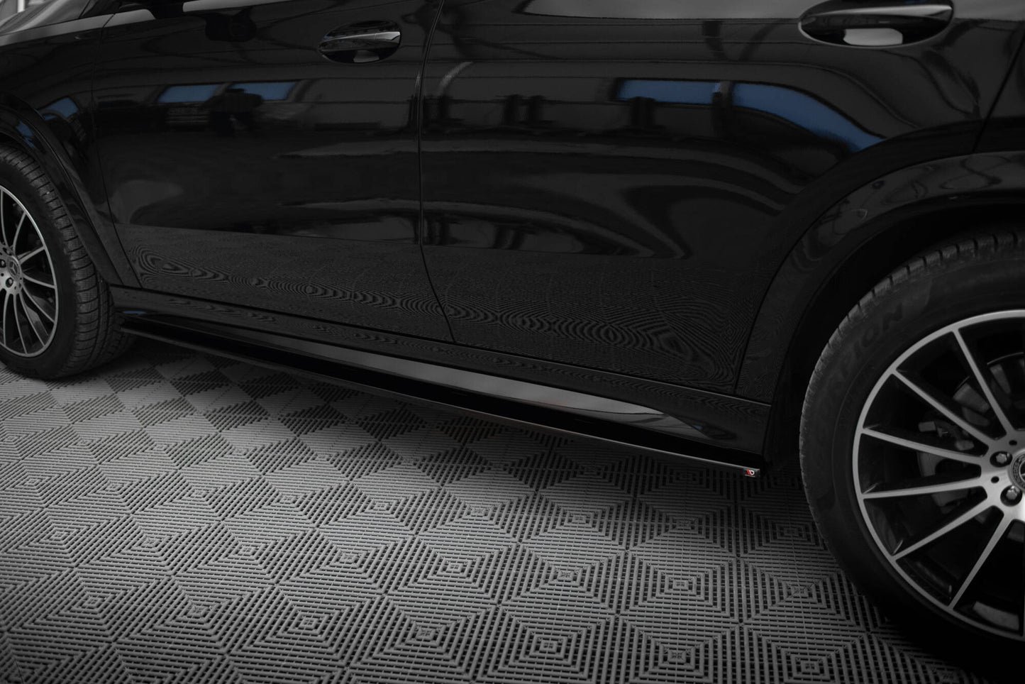 Sideskørter diffuser Mercedes-AMG / AMG-Line GLE Coupe C167 / C167 Facelift