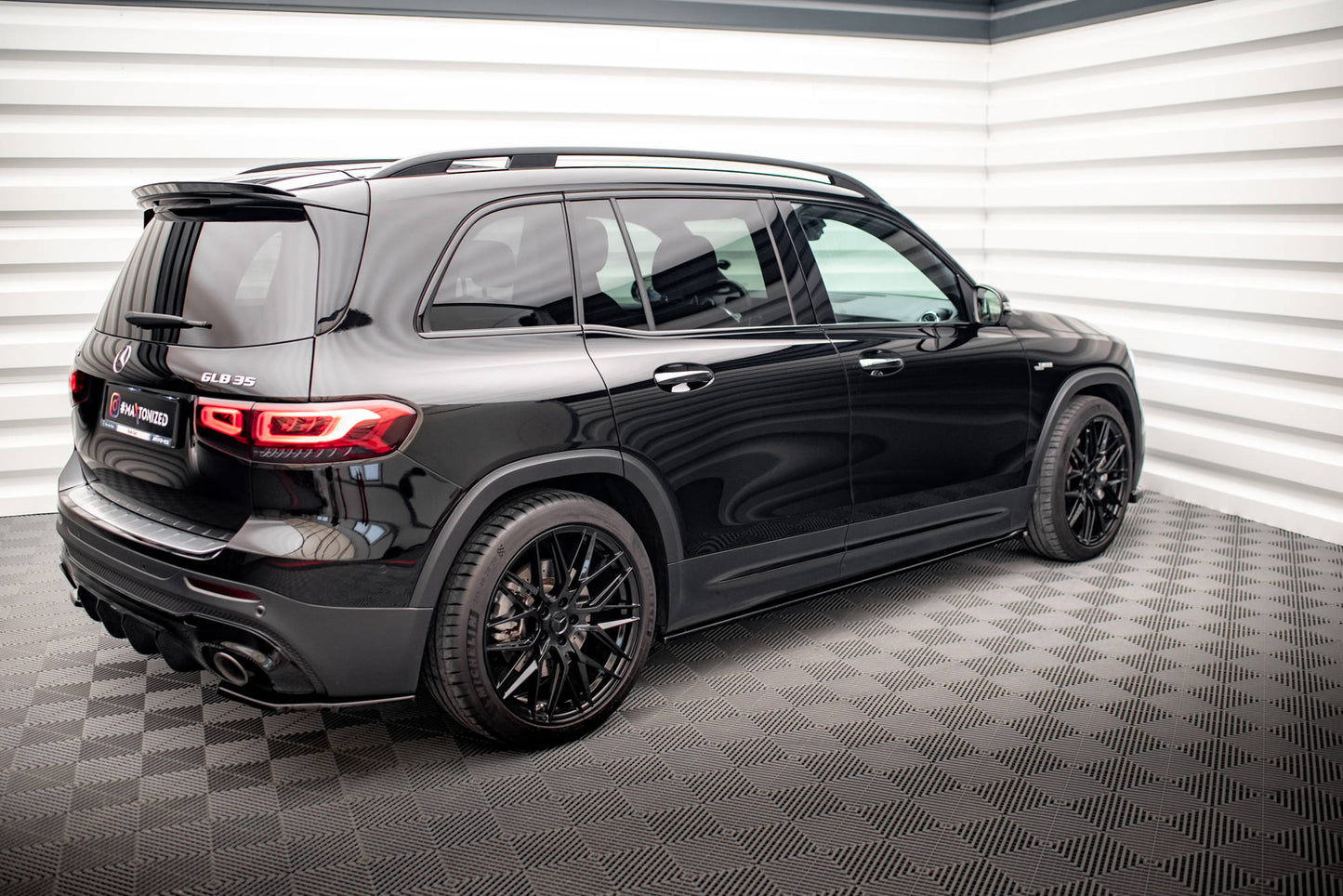 Sideskørter diffuser Mercedes-AMG GLB 35 X247