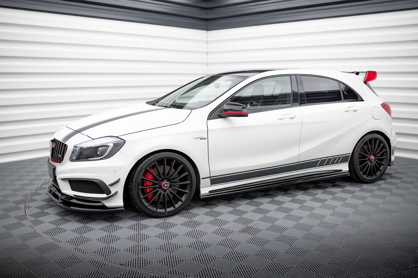 Sideskørter diffuser Mercedes-Benz A45 AMG W176