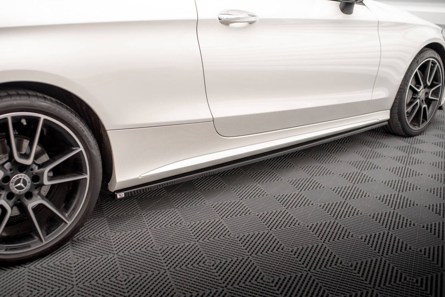 Sideskørter diffuser Mercedes-Benz C Coupe AMG-Line C205 Facelift