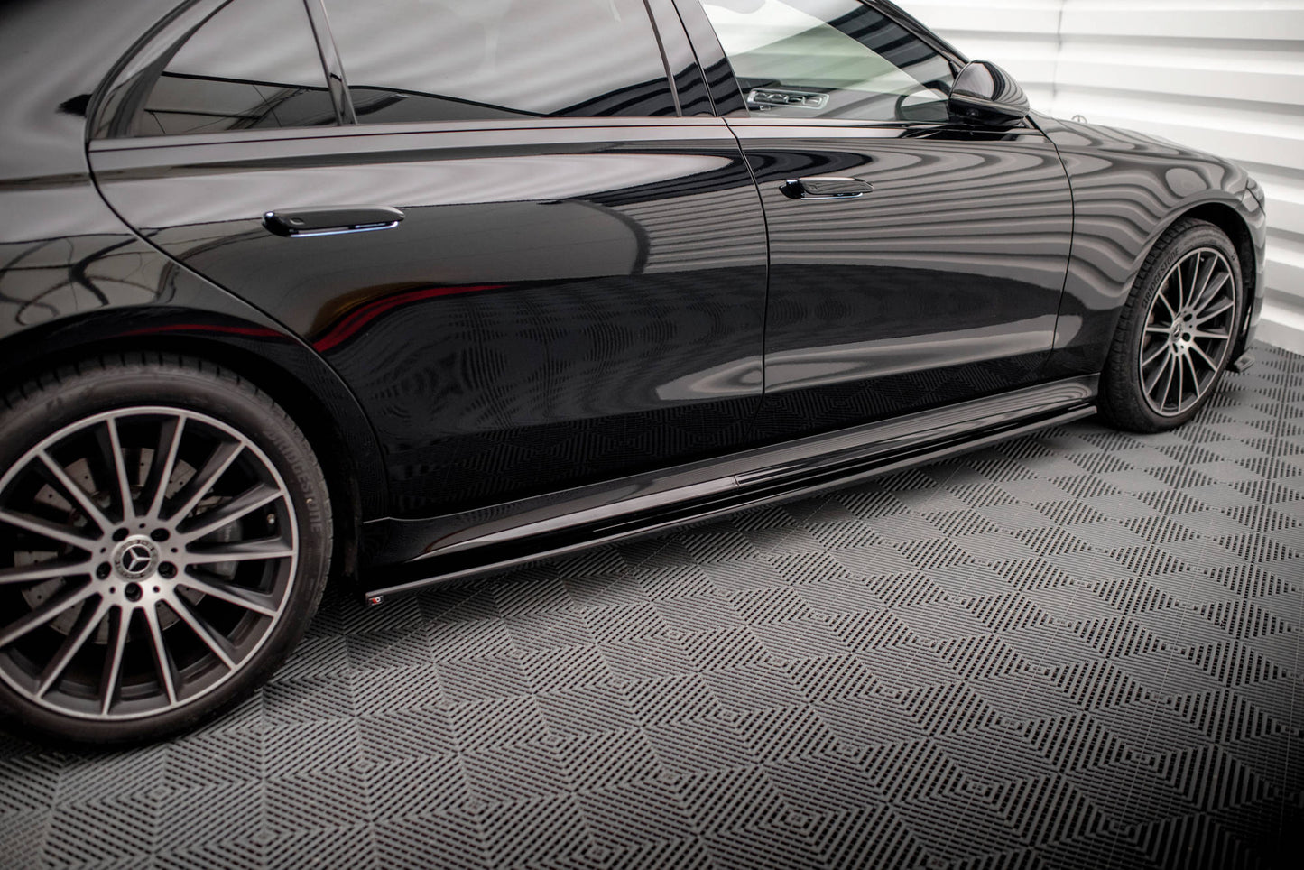 Sideskørter diffuser Mercedes-Benz S Long AMG-Line V223