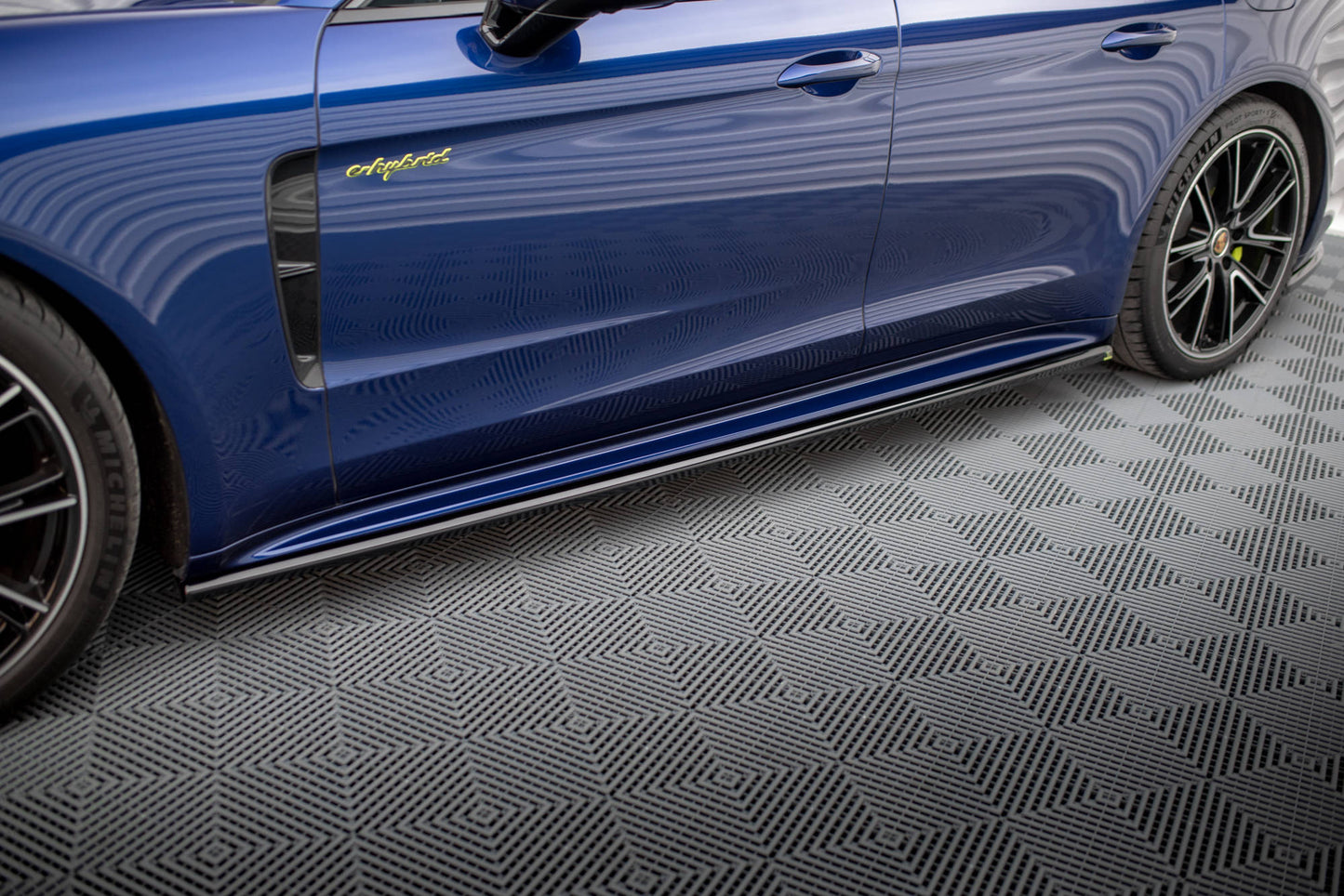 Sideskørter diffuser Porsche Panamera E-Hybrid 971 Facelift