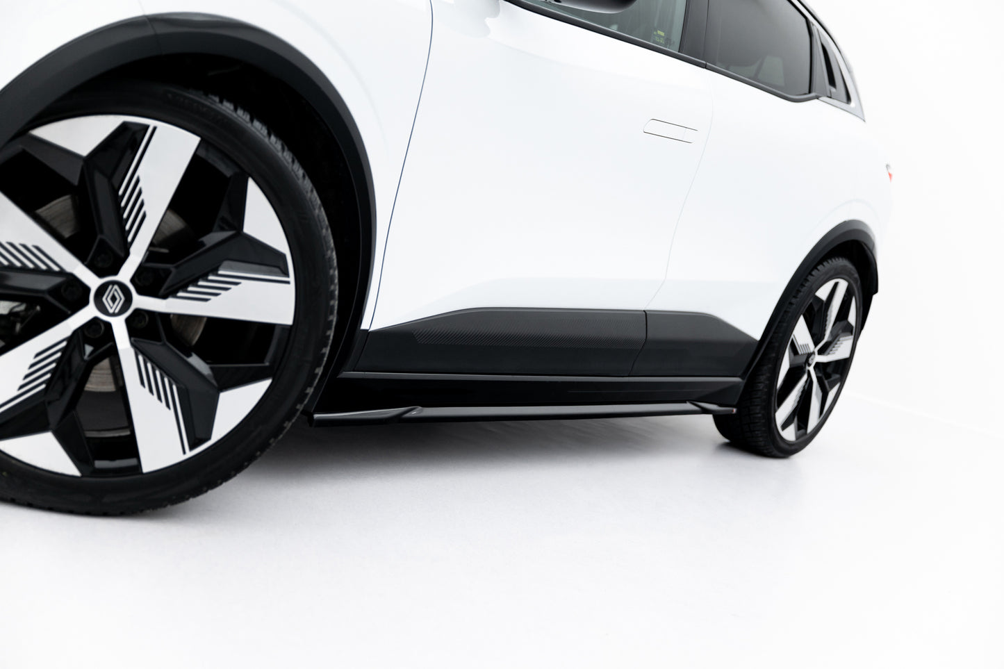 Sideskørter diffuser Renault Megane E-Tech Electric Mk1